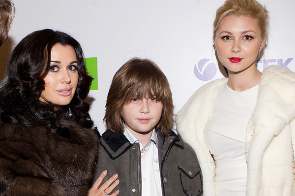 дочь заворотнюк