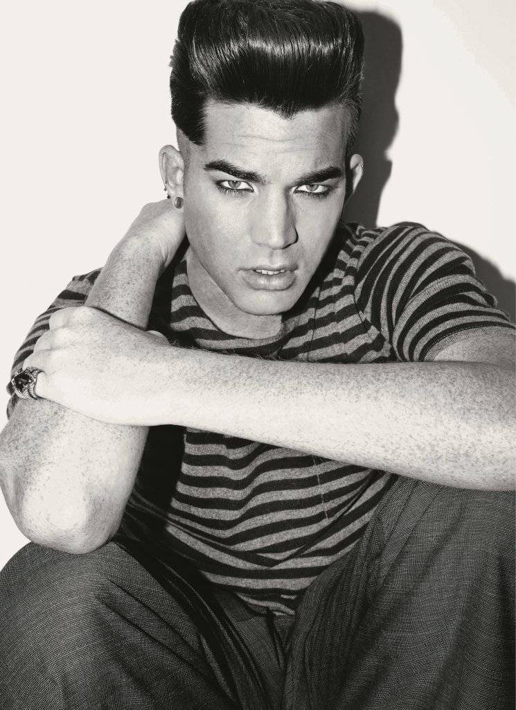 Семіз әйел бірінен соң бірі Таня Навканың порно суреттері