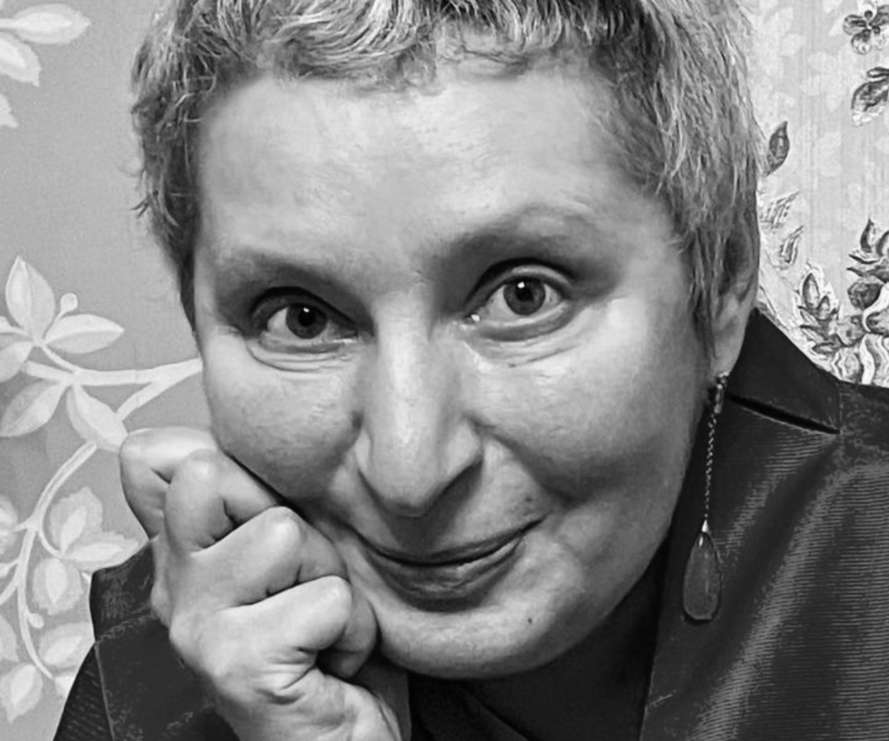 Неожиданно стало плохо: умерла боровшаяся с раком дизайнер Людмила Норсоян