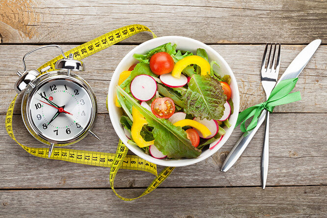Смотри на часы: когда нужно есть, чтобы похудеть?