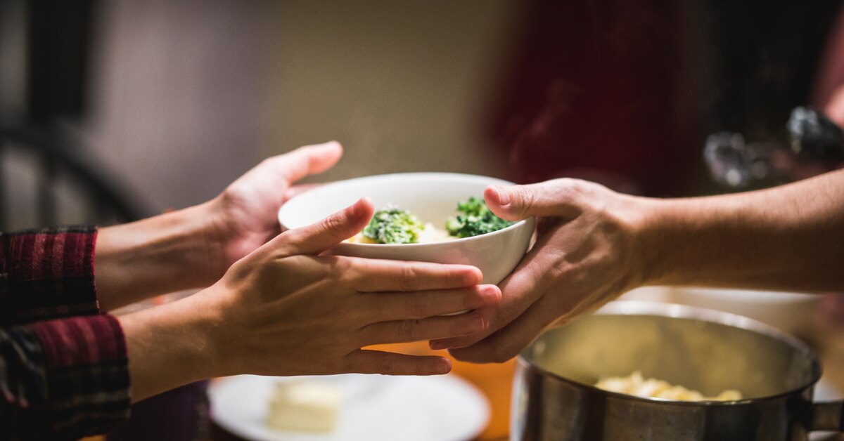 You will definitely stop eating at night when you find out the results of this study.