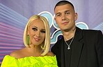 «Юная и свежая как выпускница!»: Лера Кудрявцева в роскошном платье появилась в парке Горького