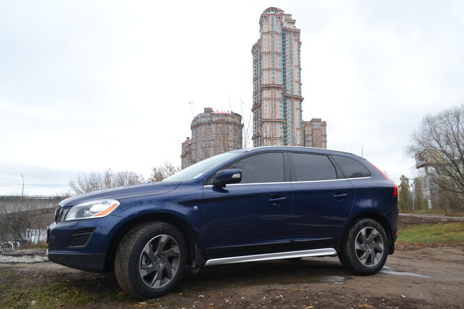 Тест-драйв эксклюзивной модели Volvo XC60 Ocean Race Тест-драйв эксклюзивной модели Volvo XC60 Ocean Race