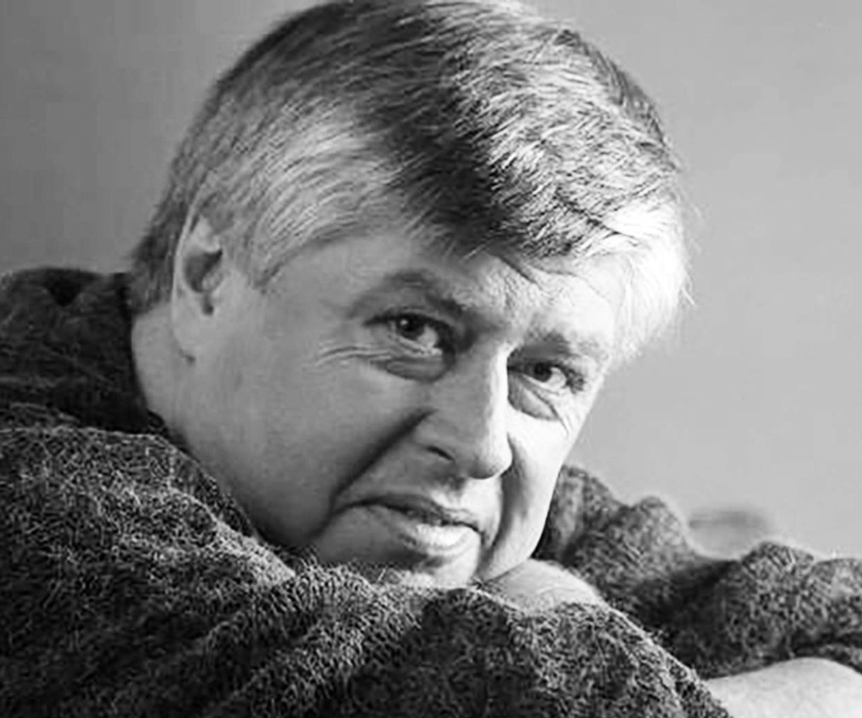 Легенда авторской песни: ушел из жизни бард и телеведущий Леонид Сергеев