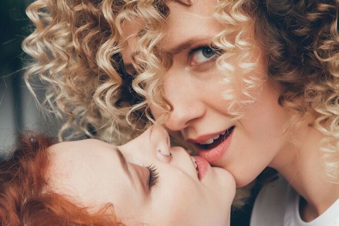 «Да, у меня был секс с девушкой»: Лена Третьякова признала себя лесбиянкой «Да, у меня был секс с девушкой»: Лена Третьякова признала себя лесбиянкой