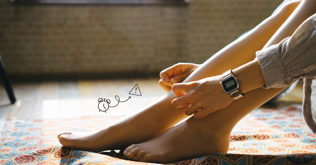 Golden rule of a pedicure: do it in the first minutes after the procedure so that your heels stay smooth twice as long