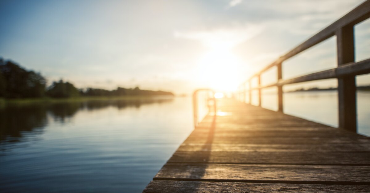 Don’t go in the water: 5 ways to determine by eye that the place is not suitable for swimming