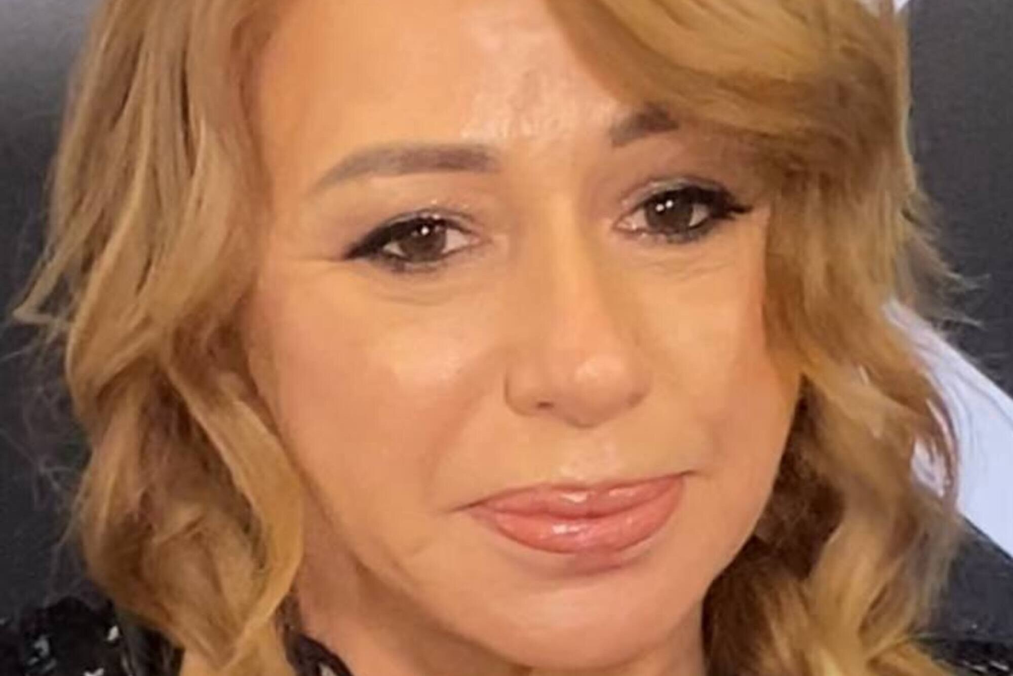 «Я два раза выходила замуж, всё это заканчивалось нехорошо»: Алена Апина раскрыла секреты личной жизни