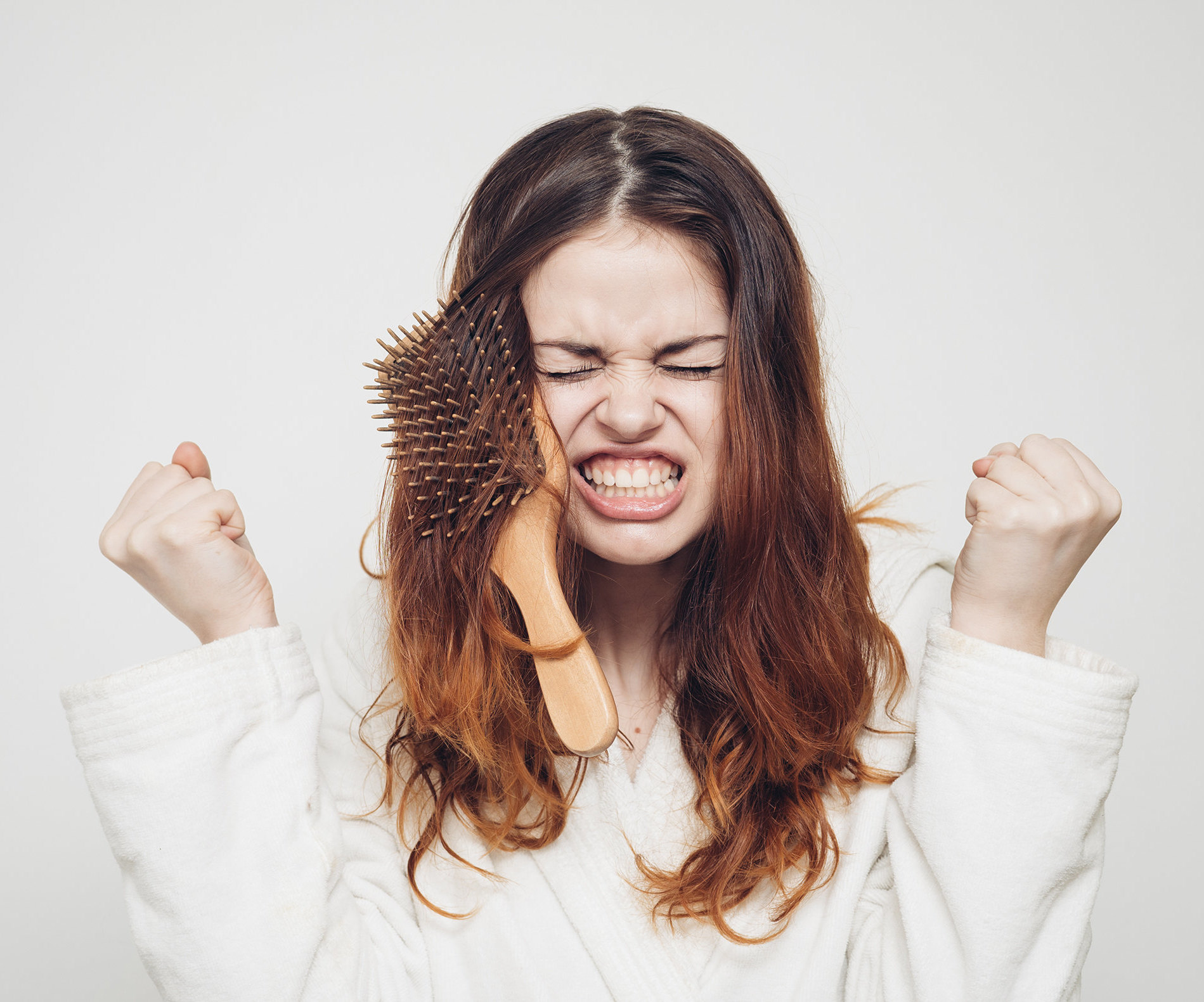 Опасно! 10 худших вещей, которые ты можешь сделать со своими волосами