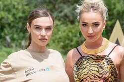 «Любимая врагиня»: Ольга Бузова публично поцеловала Алену Водонаеву