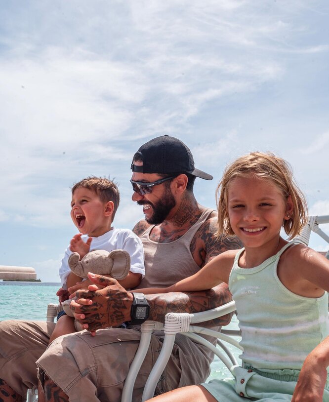 Timati este un tata fericit a doi copii