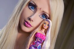 Барби уже 37: как выглядит и чем живет «живая кукла» Валерия Лукьянова
