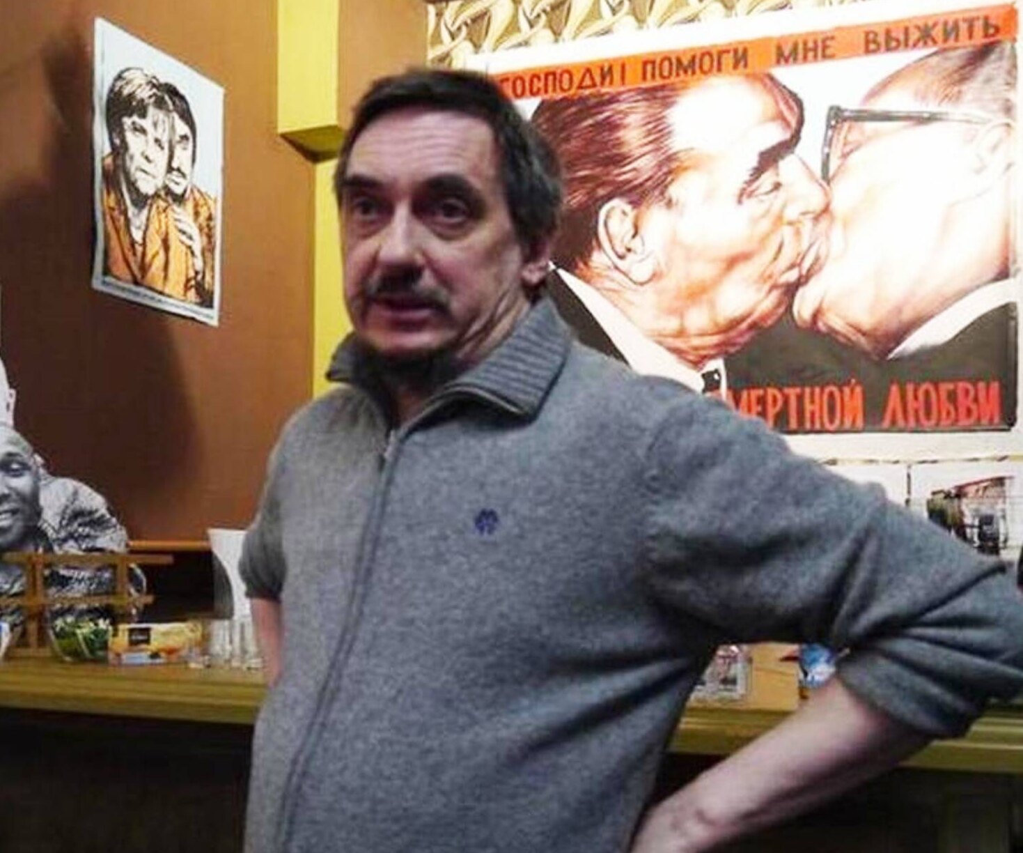 Умер автор культового граффити с поцелуем Брежнева с Хонеккера на Берлинской стене