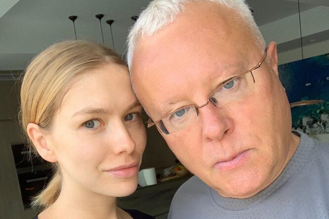 Елена Перминова показала, как дети мешают ей целоваться с мужем на Мальдивах Елена Перминова показала, как дети мешают ей целоваться с мужем на Мальдивах