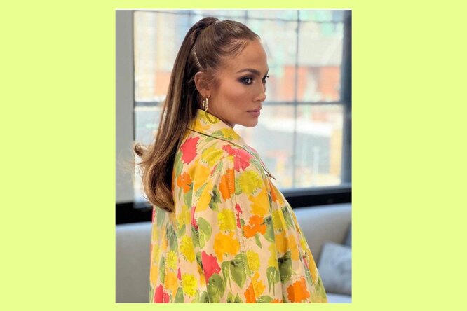 Flower girl: Jennifer Lopez found the most romantic dress in the style of a doll