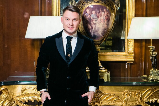 Элегантные наряды и джаз: Артур Еремеев отметил свое 33-летие Элегантные наряды и джаз: Артур Еремеев отметил свое 33-летие