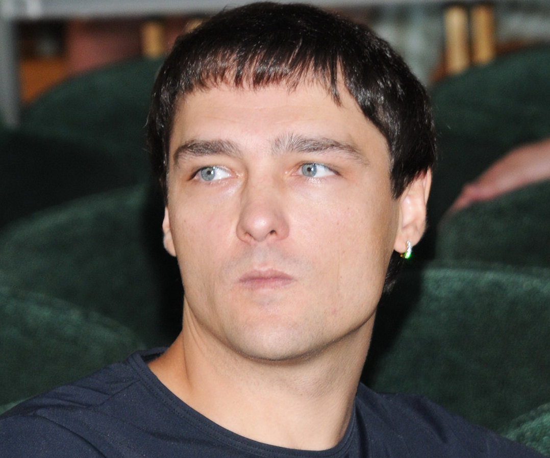 Усилили меры безопасности: на месте прощания с Юрием Шатуновым в Москве выставили оцепление