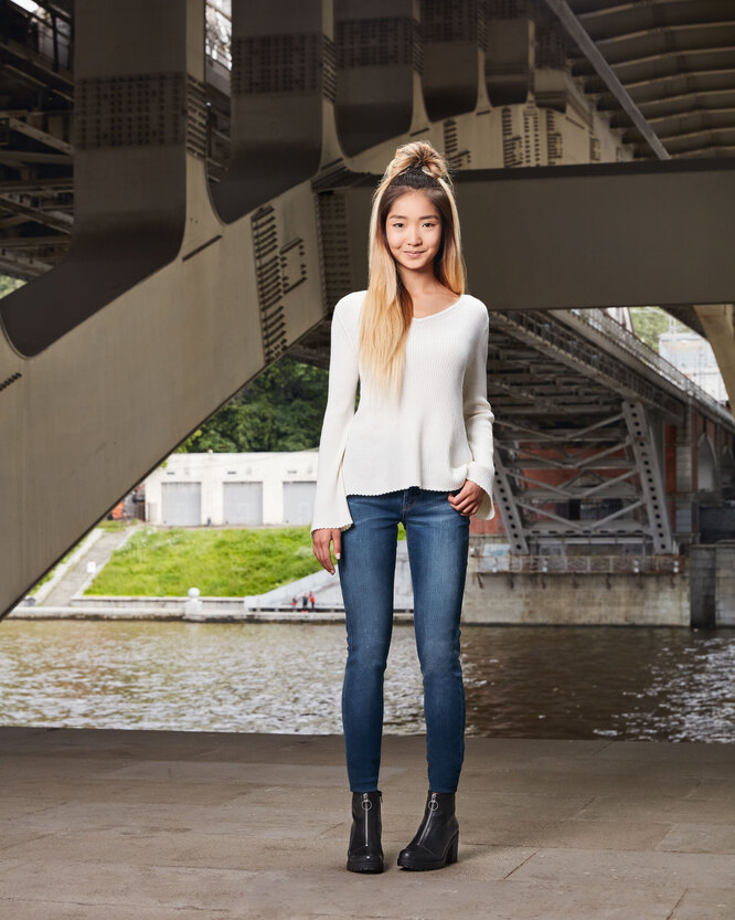UNIQLO открывает необычный концепт-стор в Москве: смотрим 14 осенних образов