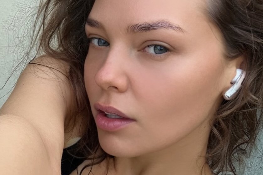 Победительница «Новой Фабрики звезд» Гузель Хасанова показала фигуру в бикини на курорте