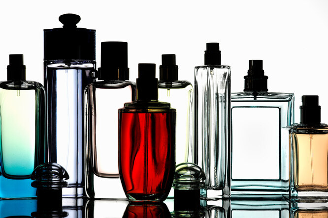 Парфюмерия не для всех: 8 нишевых ароматов по цене масс-маркета