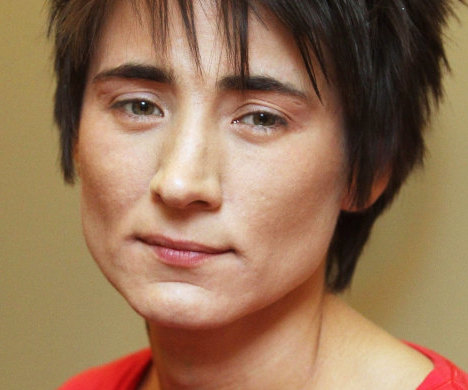 Выругалась со сцены, унизила Монеточку: 5 громких скандалов певицы Земфиры