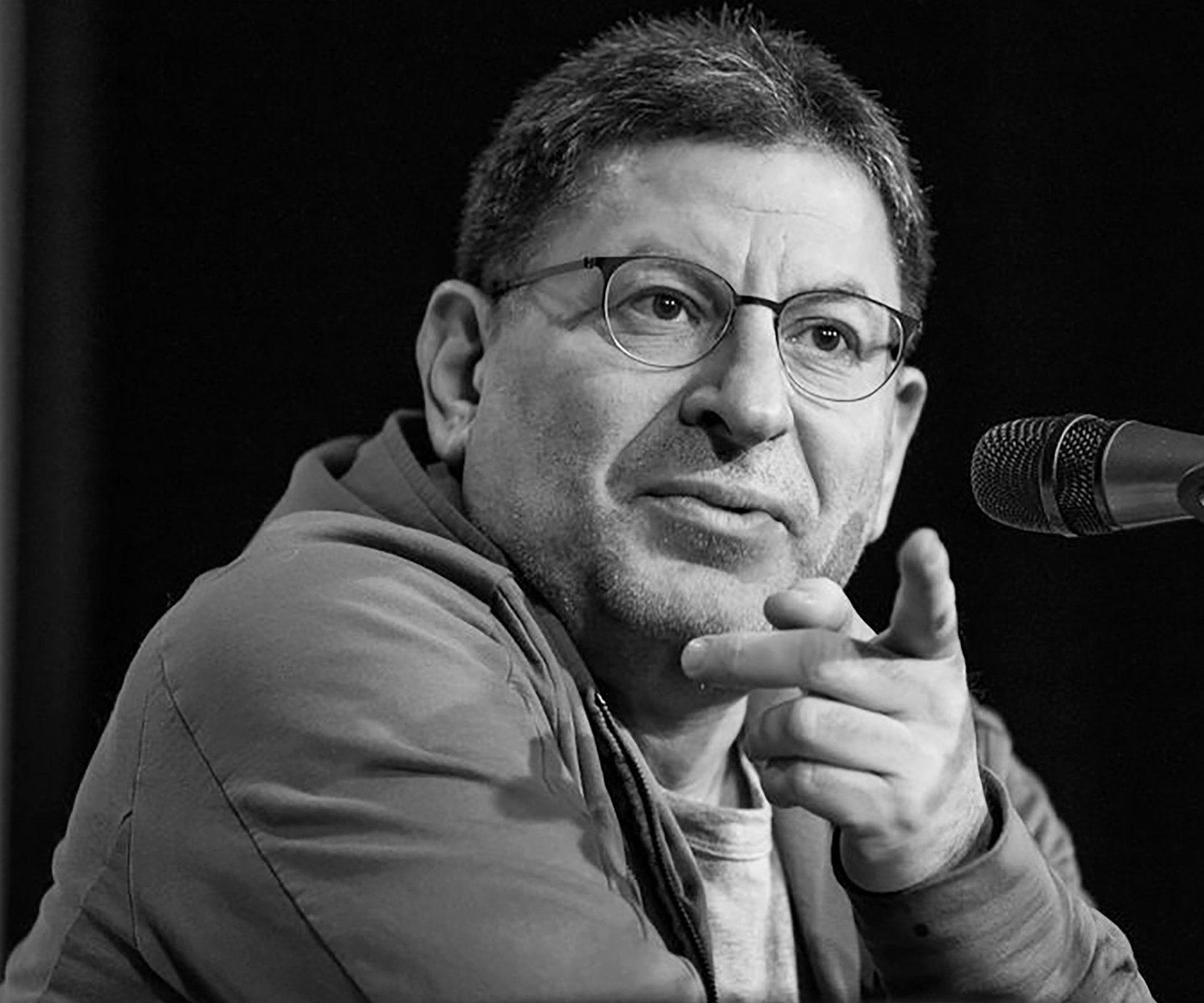 Генетический страх одиночества ведет к замужеству: рассуждает Михаил Лабковский