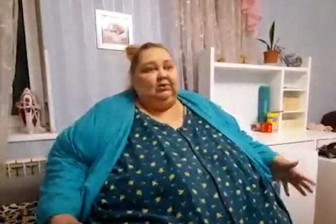 «Мне нужно похудеть!»: 300-килограммовая россиянка не смогла добраться в клинику
