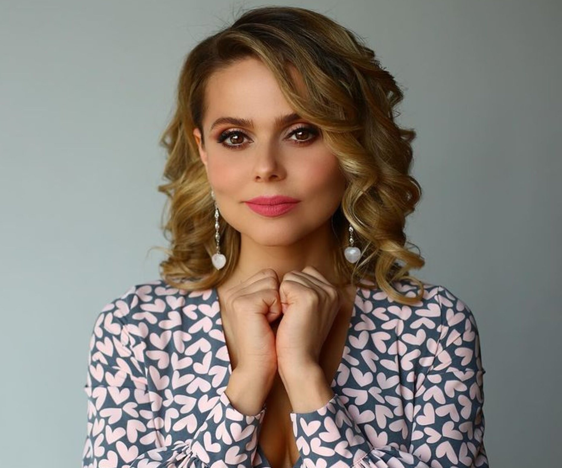 Леша обнищал: Ксения Новикова заявила, что бывший муж требует от нее 200 тысяч рублей
