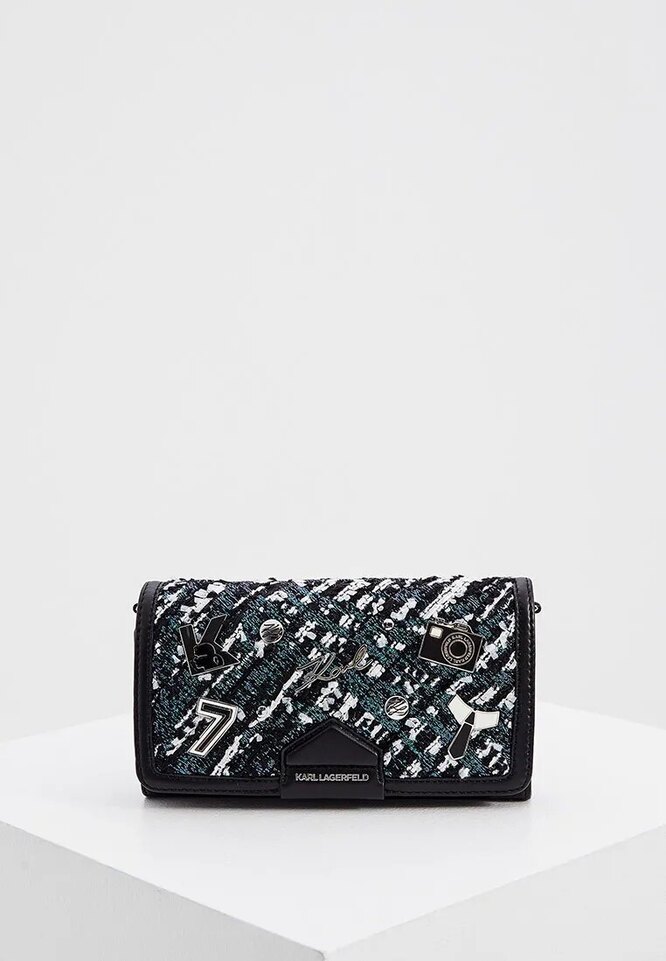 Сумка кошелек — женская версия от Karl Lagerfeld, 19600 руб.