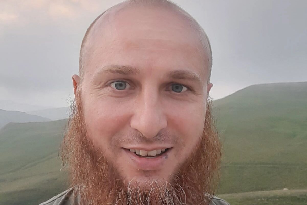 «Мужчины избаловали и испортили женщин»: отец 29 детей от 12 жен Иван Сухов ответил на критику в свой адрес