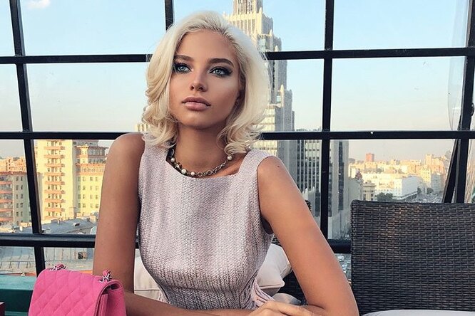 Подруга Алеси Кафельниковой ответила на обвинения в краже ее вещей Подруга Алеси Кафельниковой ответила на обвинения в краже ее вещей