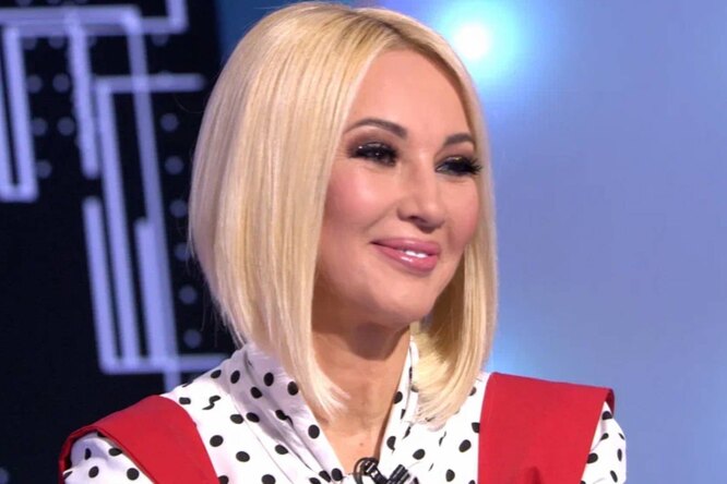 «Мне не нравится моя щека»: Лера Кудрявцева захотела подтянуть кожу лица «Мне не нравится моя щека»: Лера Кудрявцева захотела подтянуть кожу лица