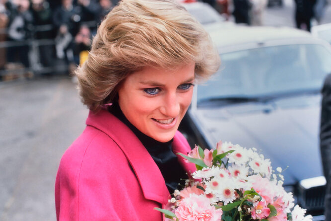 Lady Di Hasn’t Always Cut Her Hair Short: See How Long Her Hair Has Lasted