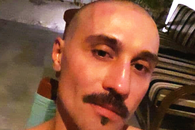 «Мне надоели волосы!»: Дима Билан побрился налысо на Мальдивах «Мне надоели волосы!»: Дима Билан побрился налысо на Мальдивах