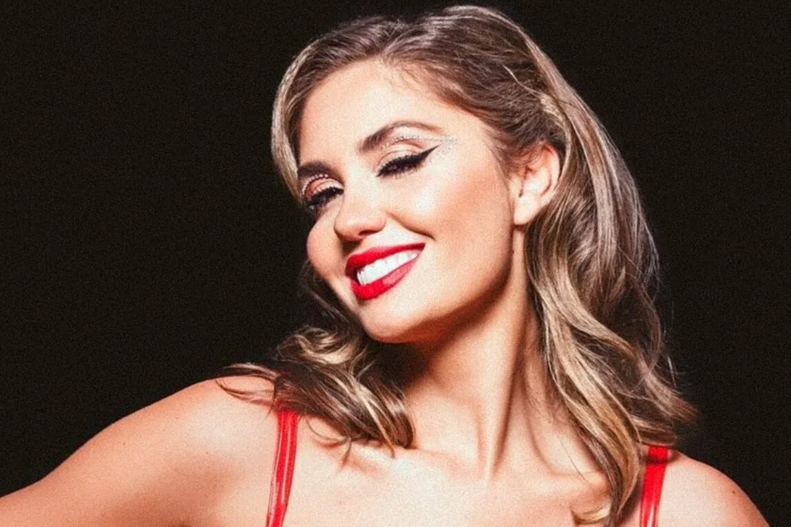 «Попала пять из пяти!»: Агата Муцениеце последовала примеру Алсу — занялась биатлоном