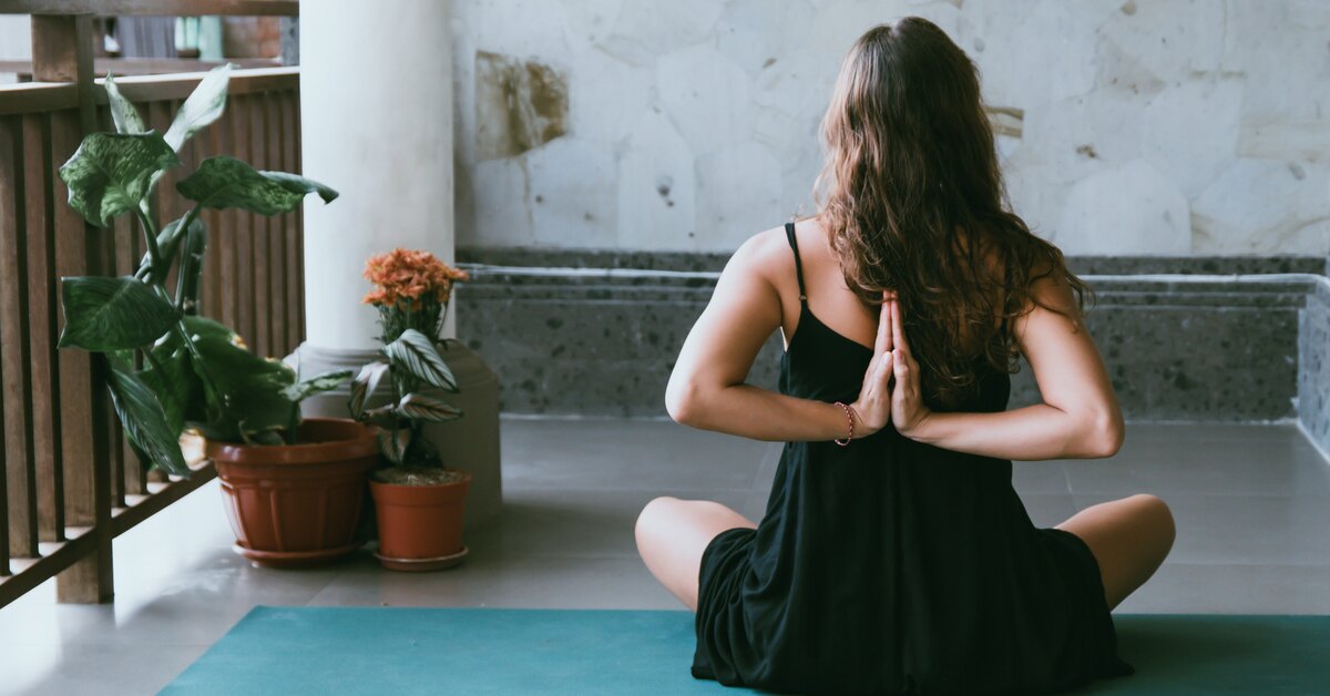 Humpback Exercises Will Solve: This Cool Japanese Method Will Keep You From Slouching