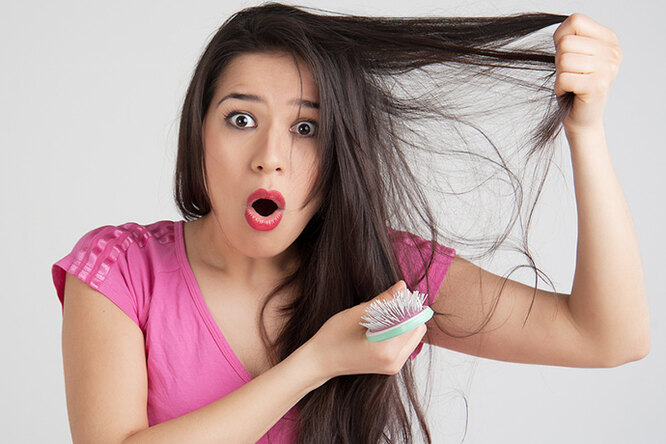 Почему выпадают волосы: 5 основных причин