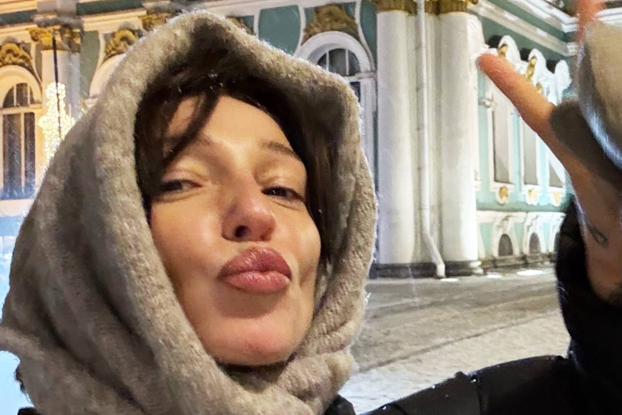 Настя Ивлеева посмеялась над тем, что перепутала Рождество с Пасхой: видео