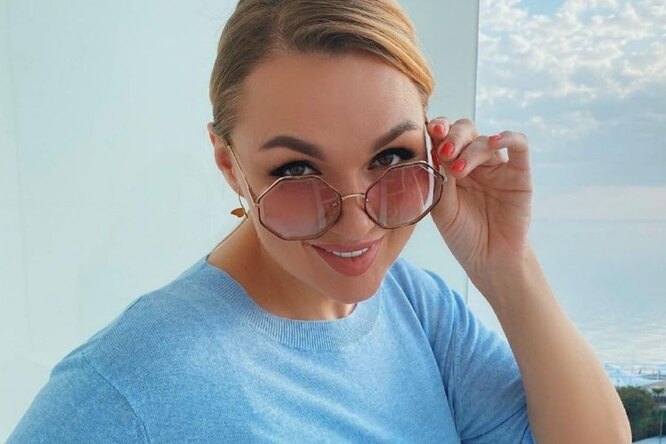 «Ставропольский ГИБДД, я открыта»: звезда Comedy Woman начала искать мужа «Ставропольский ГИБДД, я открыта»: звезда Comedy Woman начала искать мужа