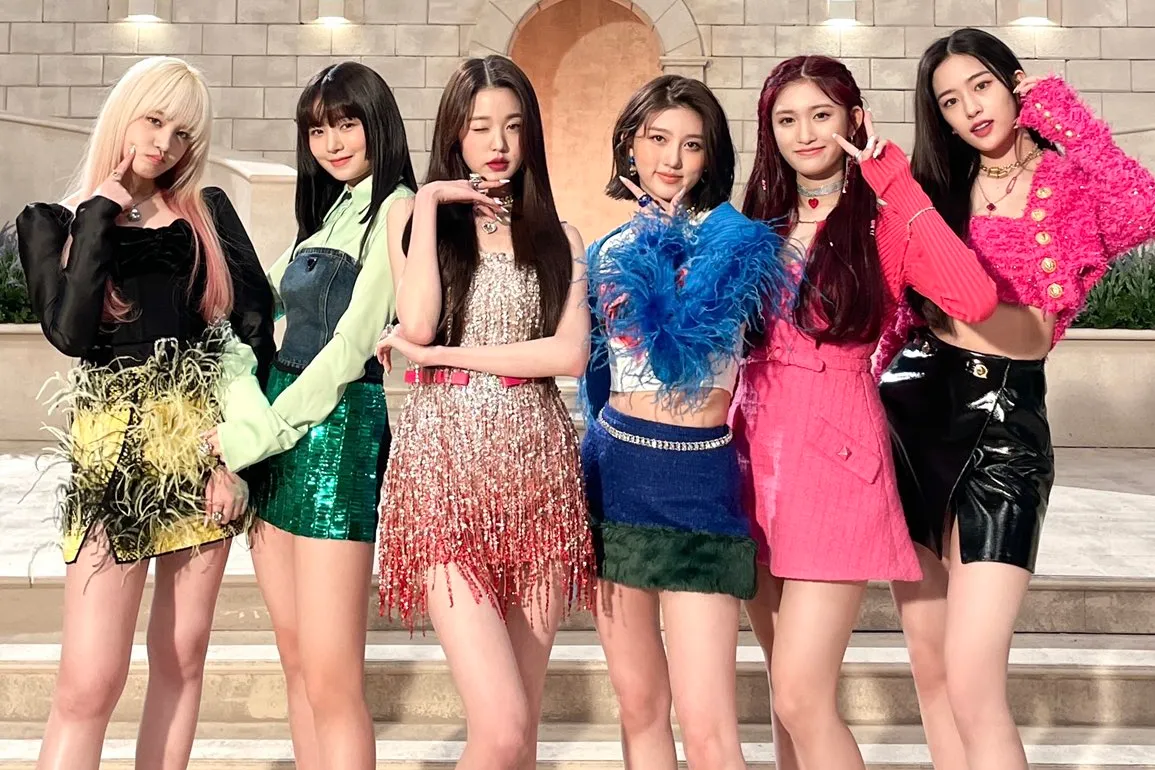 Участницы группы k-pop IVE пострадали из-за ИИ-фейка от агентства Starship Entertainment