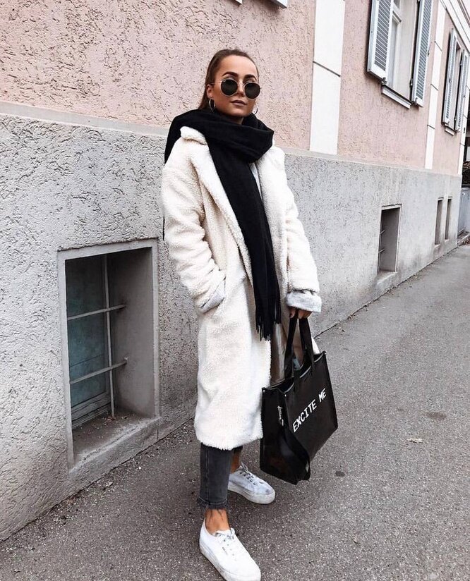 Anna, a German fashion blogger, missed the mark several times early in her career. What would you do for her 5 year old look?