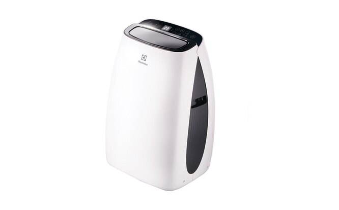 Напольный кондиционер Electrolux EACM-10 HR/N3, 33990 руб.