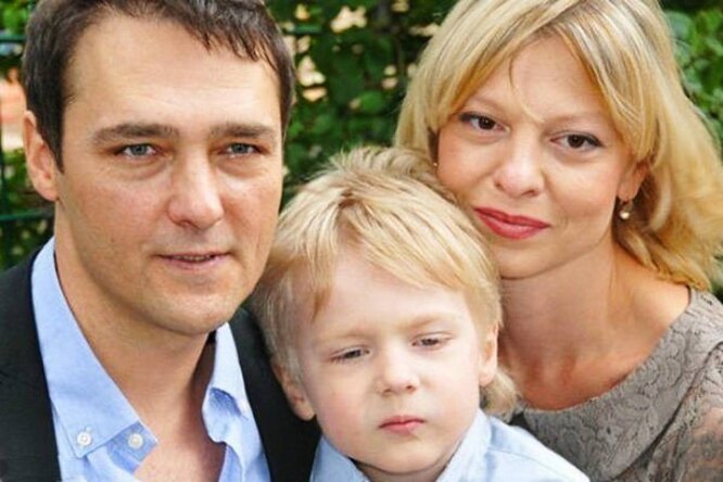 Юрий Шатунов с сыном Дэннисом и женой Светланой