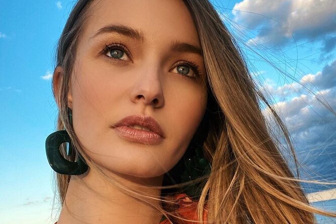 Кристина Романова в бикини похвасталась животом после родов Кристина Романова в бикини похвасталась животом после родов