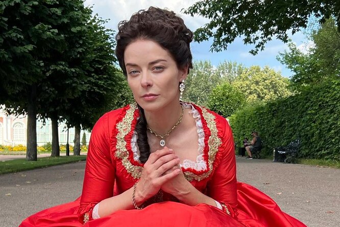 «Императрица и ее фавориты»: Марина Александрова вернулась к роли Екатерины Великой «Императрица и ее фавориты»: Марина Александрова вернулась к роли Екатерины Великой