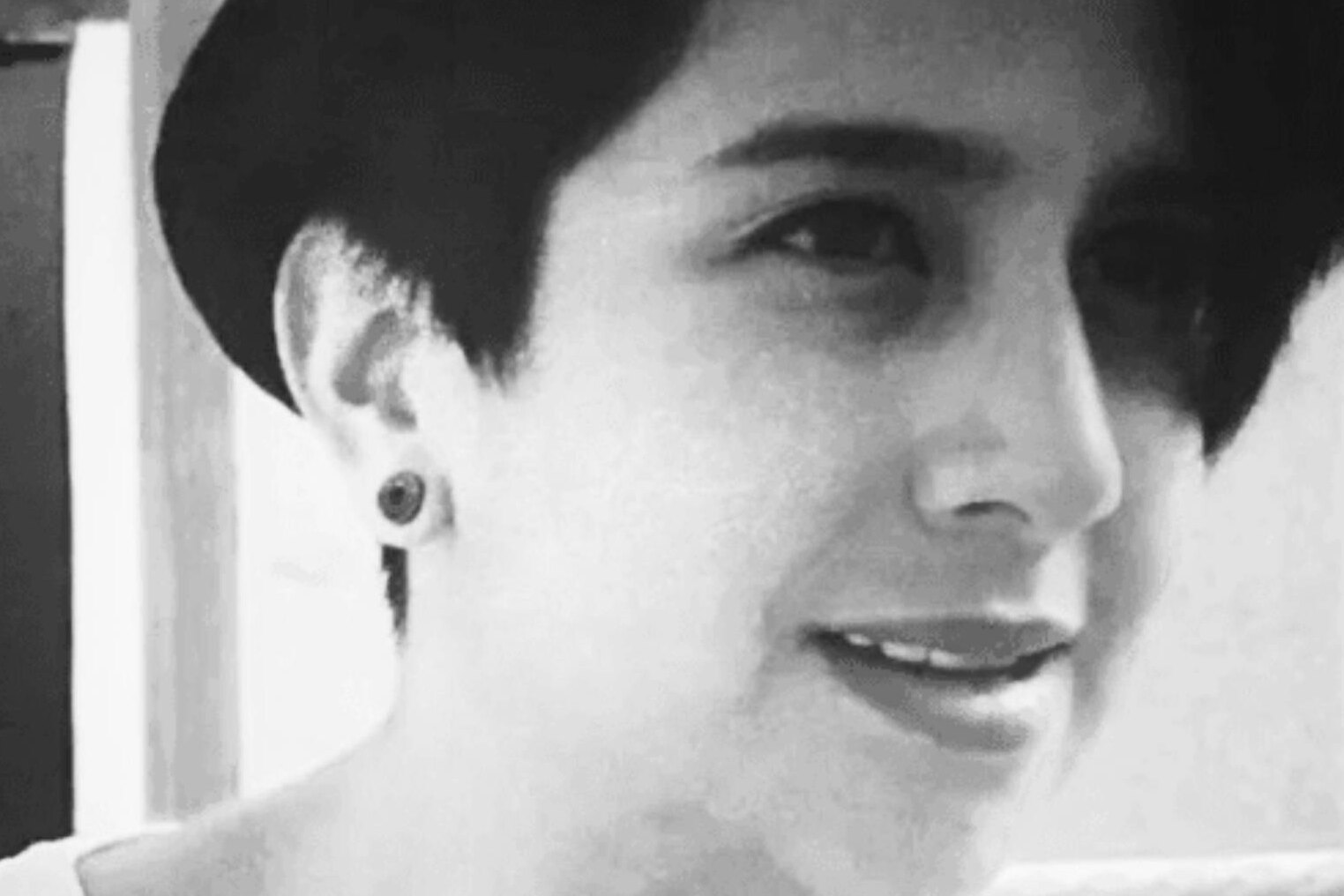 Умерла принявшая яд лягушки во время опасного ритуала 33-летняя актриса Марсела Алькасар Родригес