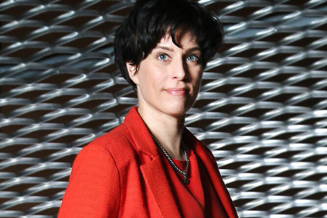 Твои правила: Арина Холина о том, как перевоспитать мужчин и завоевать мир Твои правила: Арина Холина о том, как перевоспитать мужчин и завоевать мир