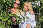 «Ариадна испугалась»: дочь Волочковой в мини-юбке у куста сирени поразила фанатов