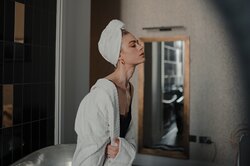 Этот странный симптом укажет на рак крови на ранней стадии: заметишь неладное после душа!