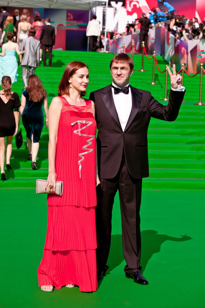 Владимир Вдовиченков с супругой